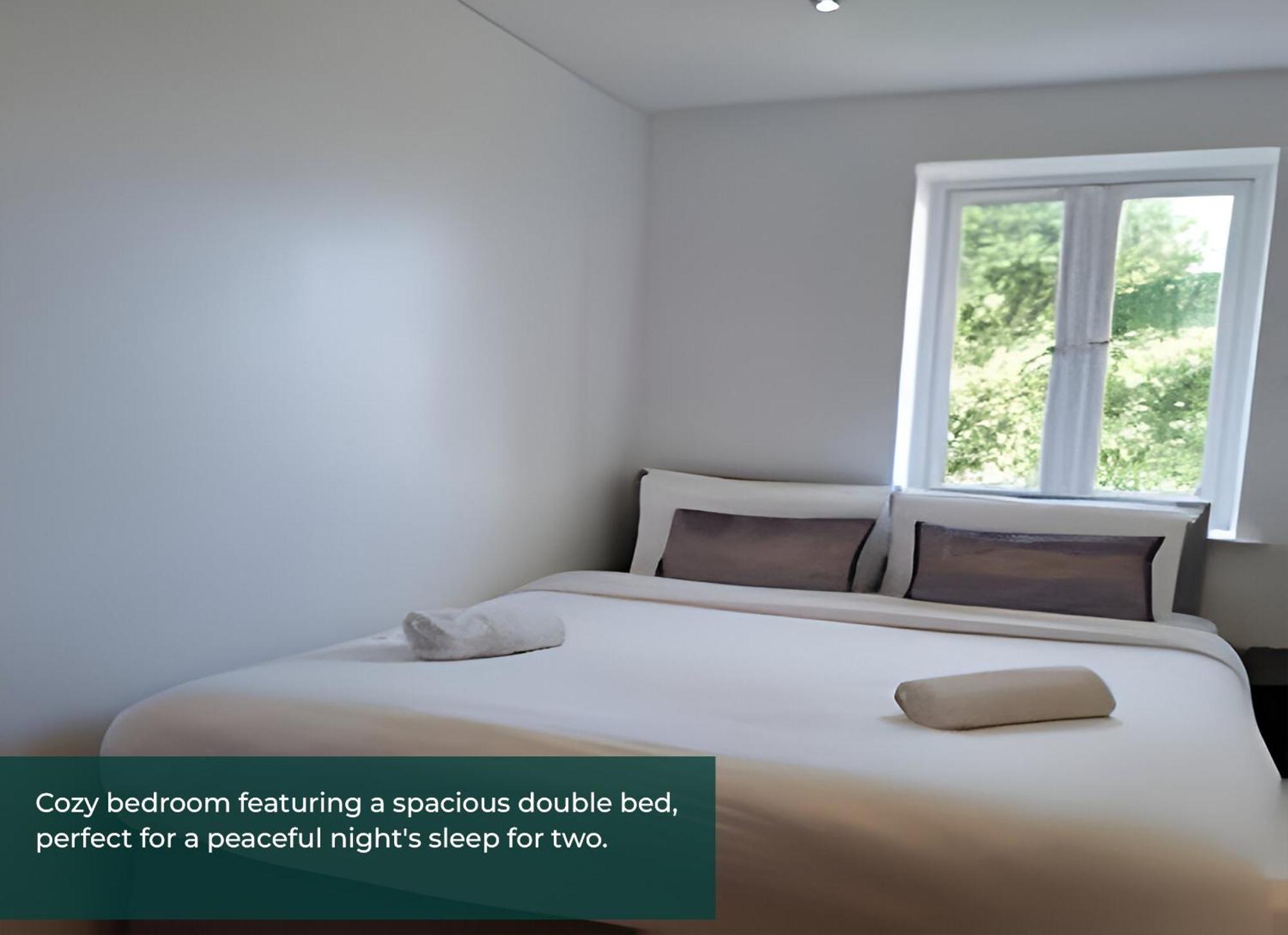 Cliffe Terrace 2Bed 2 Bath Free Parking Space Чатъм Екстериор снимка