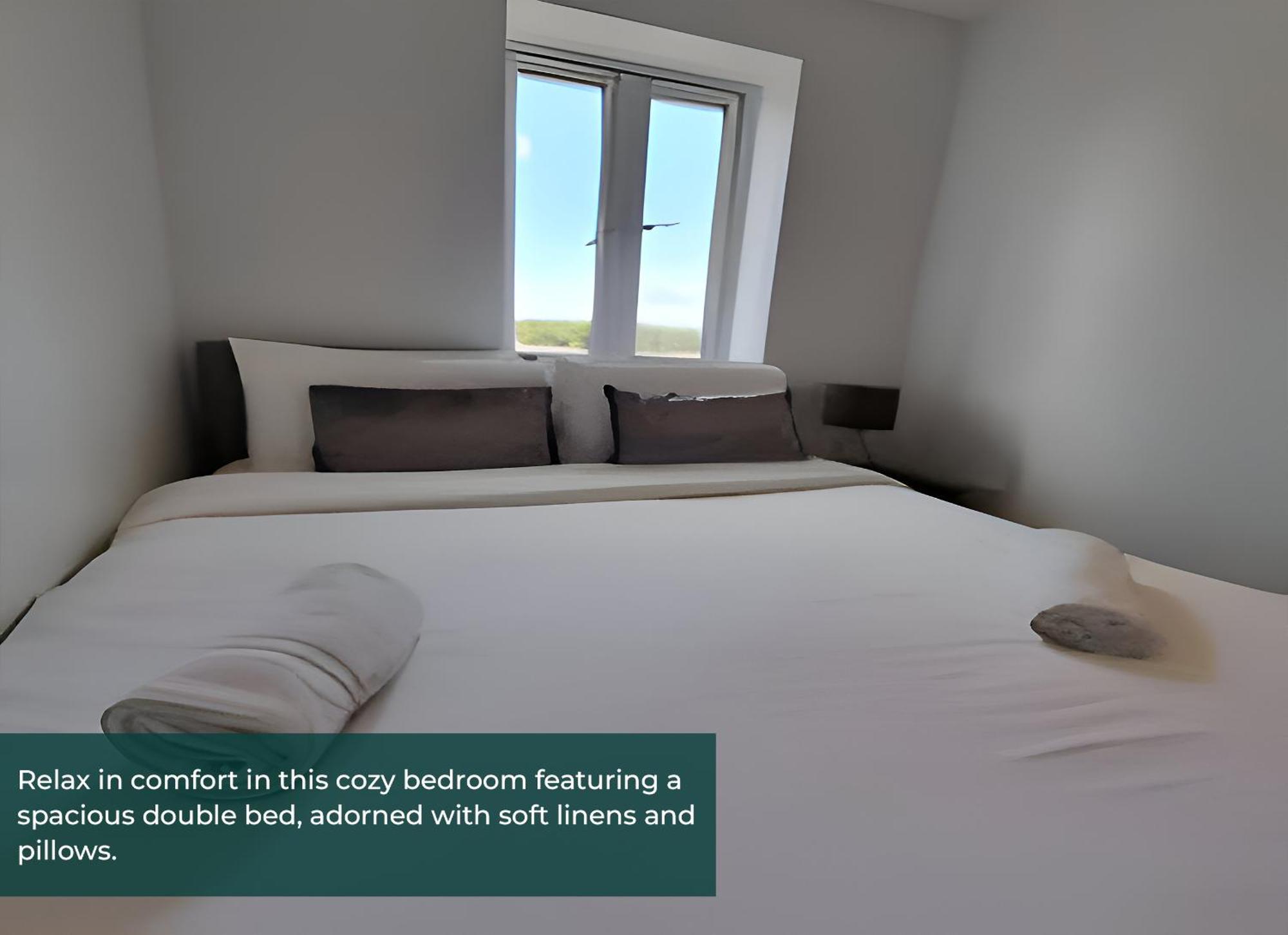 Cliffe Terrace 2Bed 2 Bath Free Parking Space Чатъм Екстериор снимка